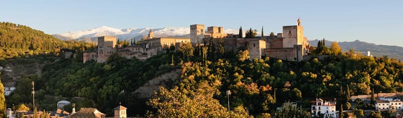 Альгамбра в Гранаде фото