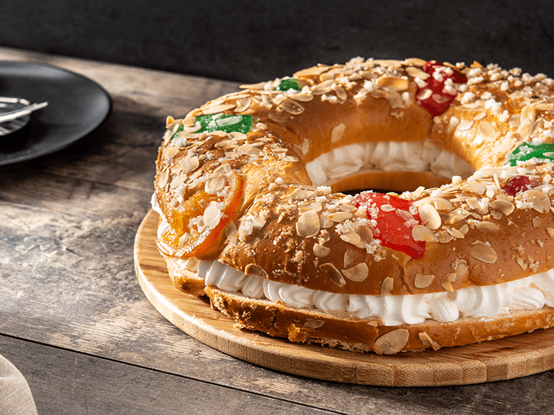 Роскон де Рейес, традициорнный пирог в Испании со словочной начинкой