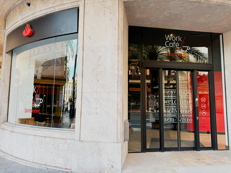 Коворкинг в центре Валенсии Santander Work Café