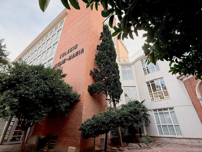 Школа Colegio Jesús María, Extramurs, Валенсия