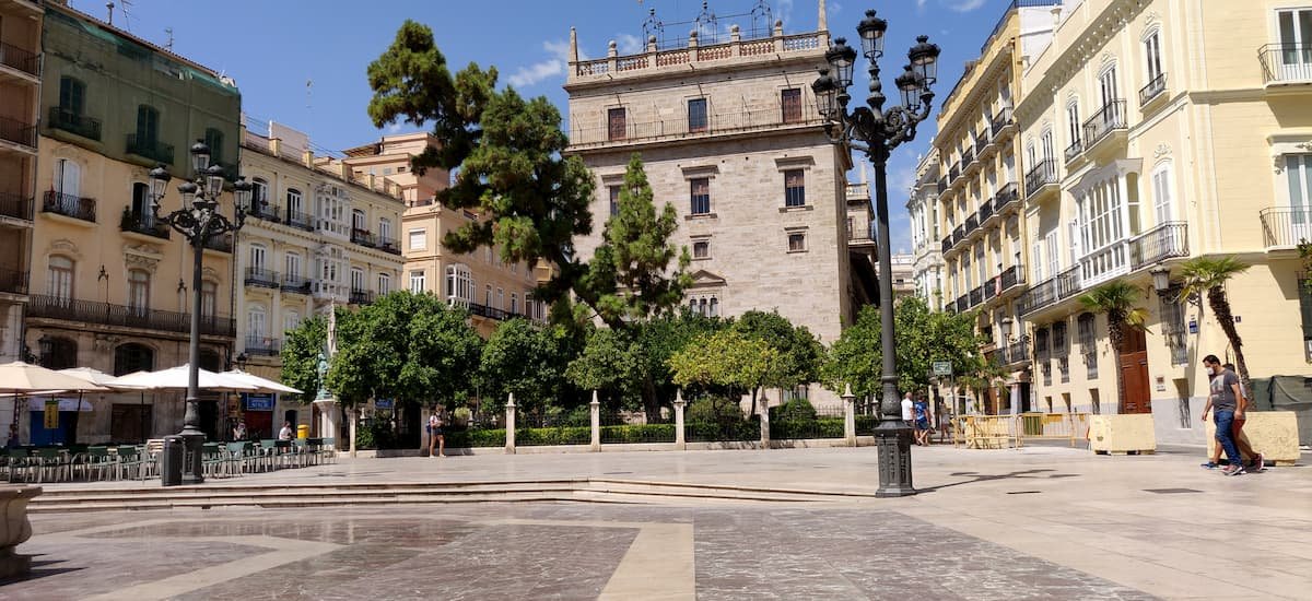 Валенсия: отзыв Конора Уайльда как о городе для инвестиций