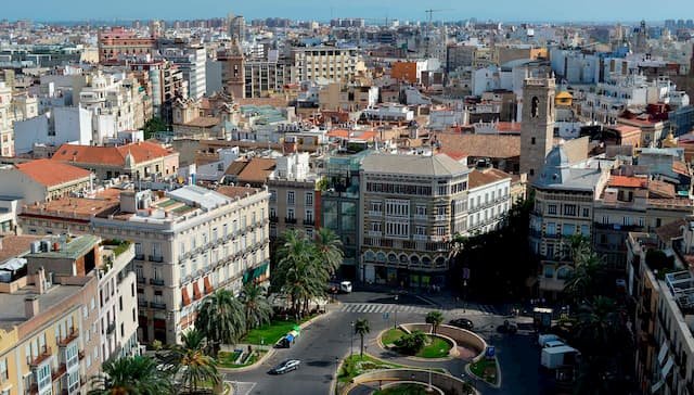 Какой ущерб уже ощутили владельцы туристического жилья в Валенсии?