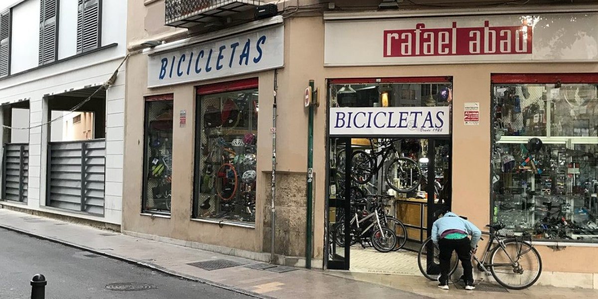 Самый старый магазин велосипедов в Испании находится в Валенсии
