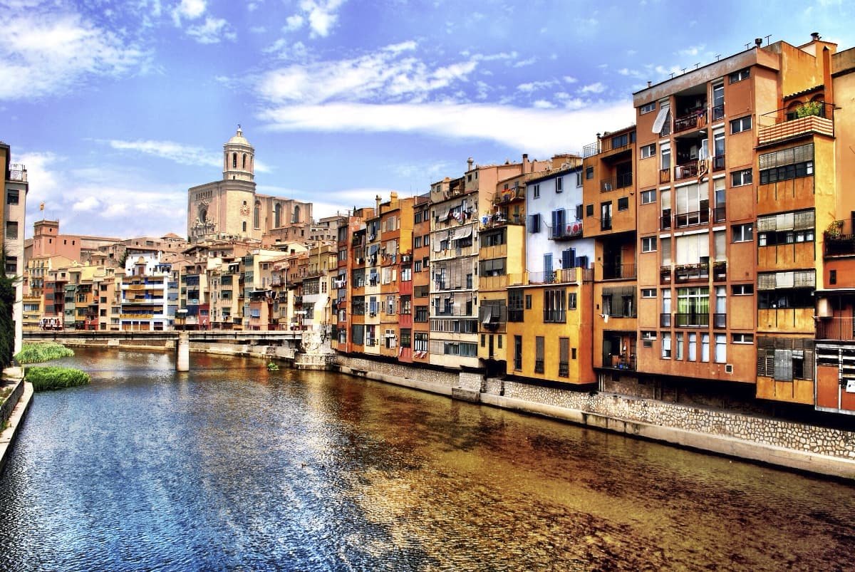 Количество продаж домов в Каталонии достигло уровня 2010 года