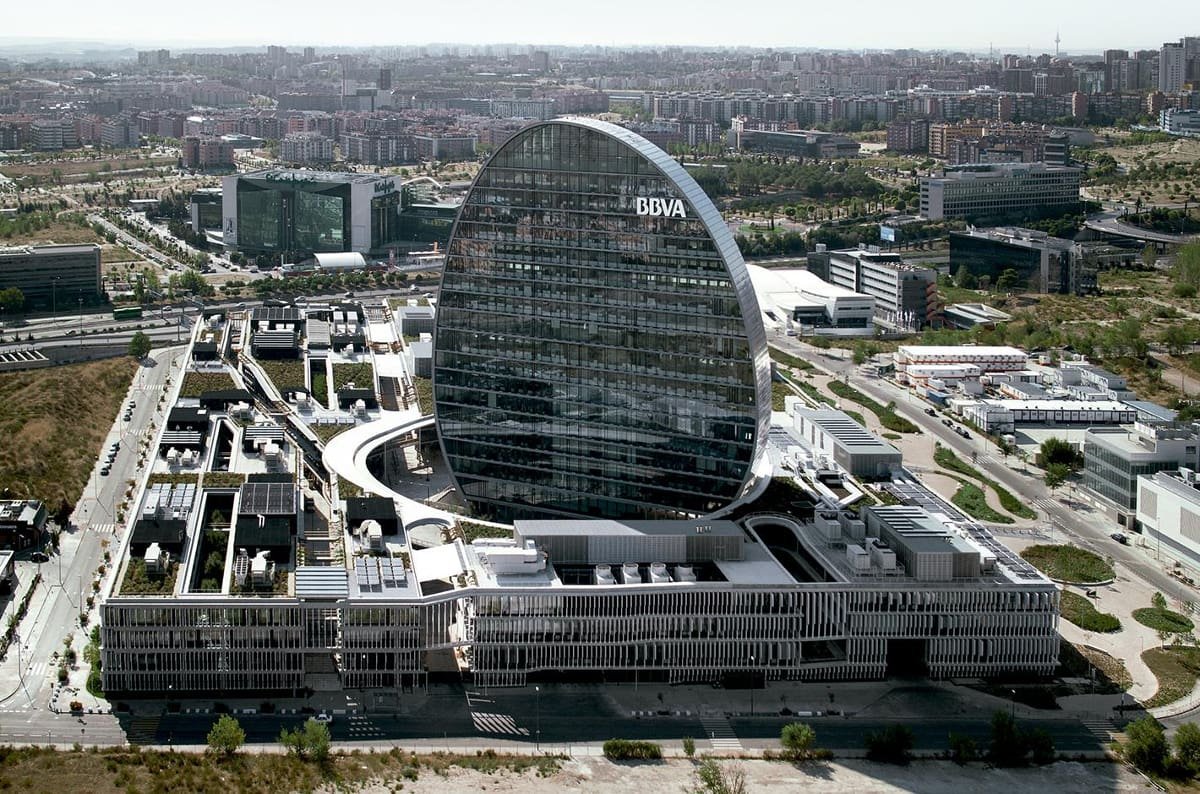 Банк Испании предупреждает о взимании комиссии со счетов с нулевым балансом