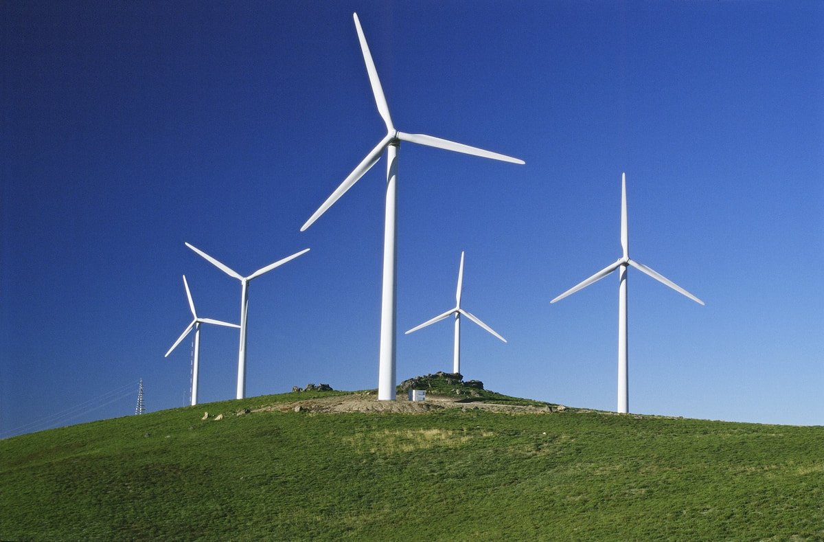 Доля возобновляемых источников в производстве электроэнергии Испании превысила 50%