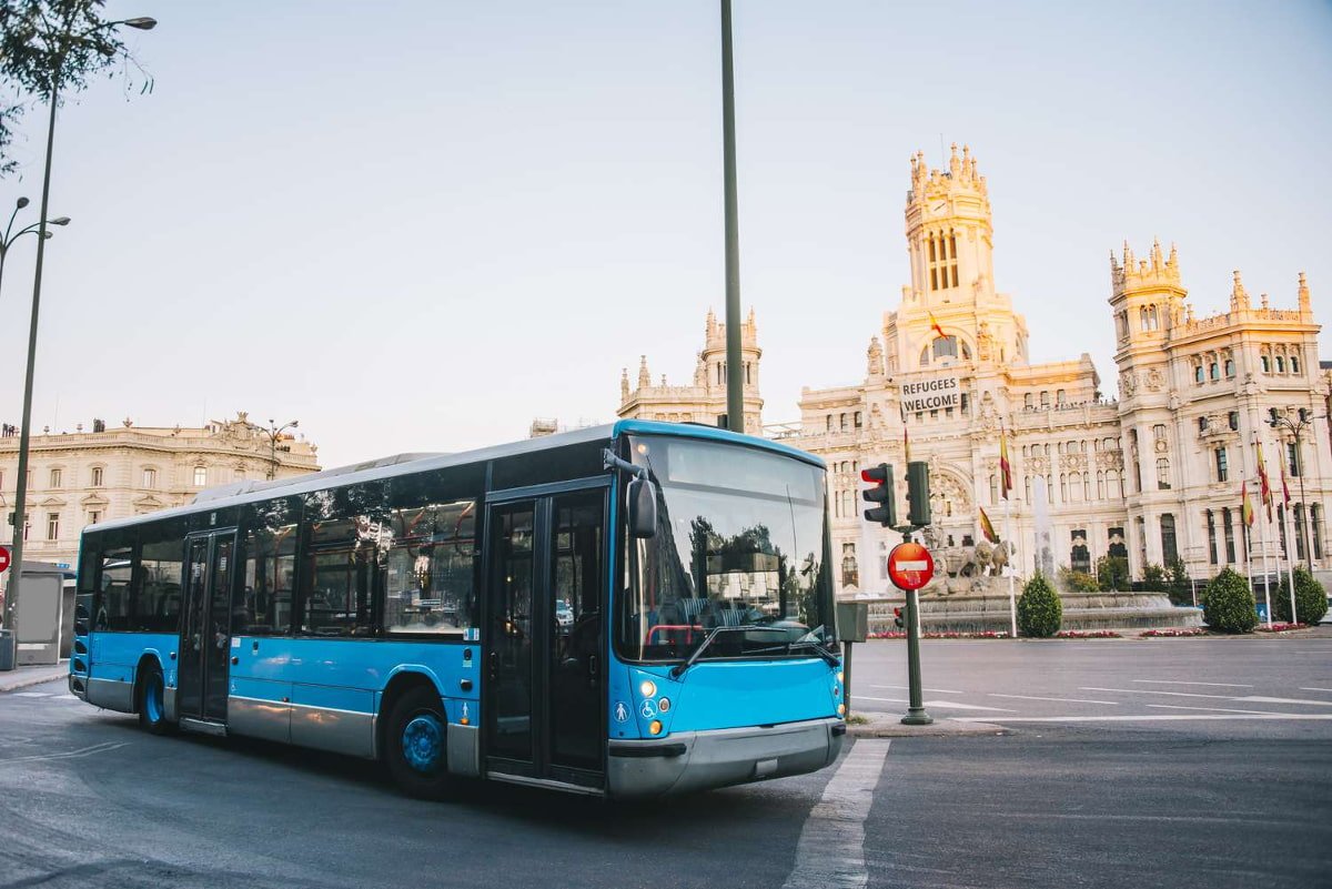 Как сэкономить на общественном транспорте в Испании в 2023 году?