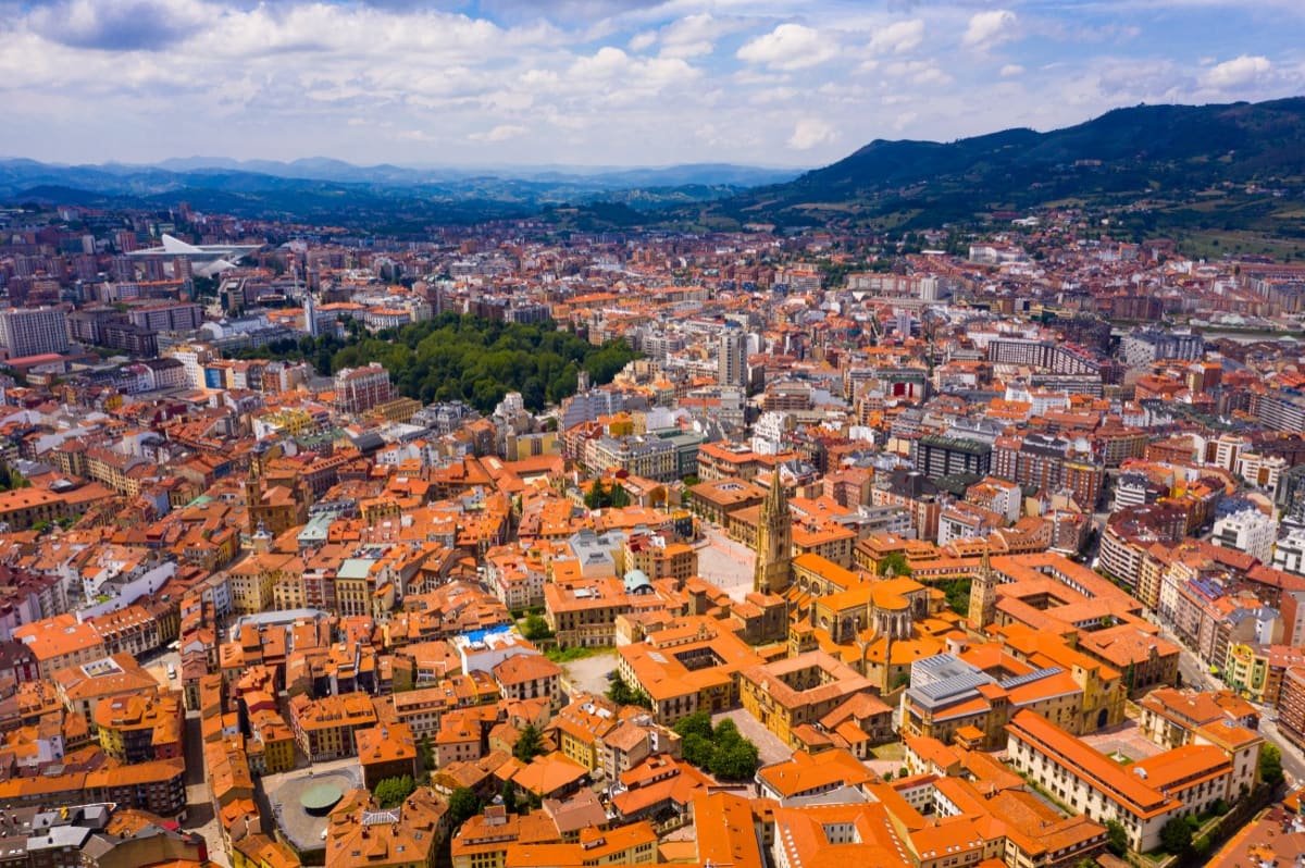 Самые чистые и грязные города Испании по мнению местных жителей