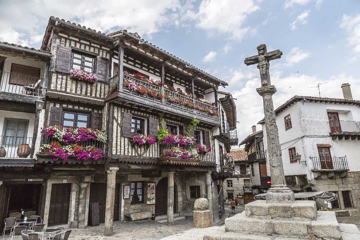 Деревня Ла-Альберка признана жемчужиной Испании по версии National Geographic