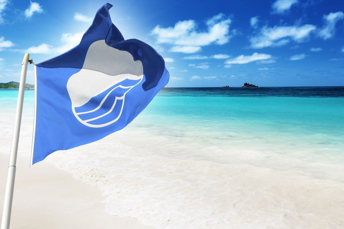 В 2024 году Испания вновь подтвердила статус лидера по числу пляжей с голубыми флагами