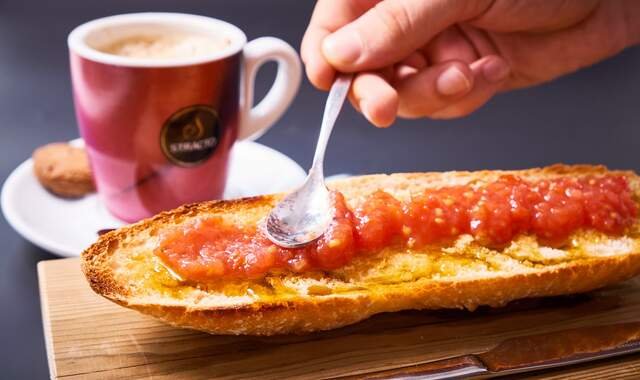 Какой вкус у испанского утра: типичный завтрак в Испании