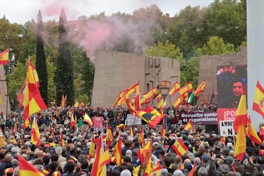 Многие против амнистии каталонцев фото