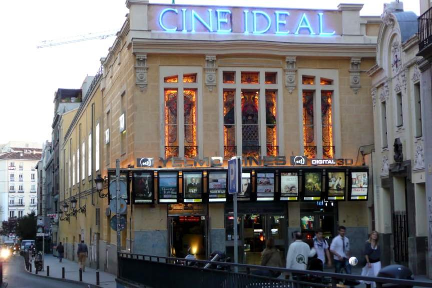 Дешевые билеты в кино в Испании фото