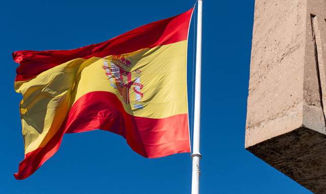 Массовая легализация в Испании 2026: что изменилось в законе и как получить ВНЖ уже сейчас